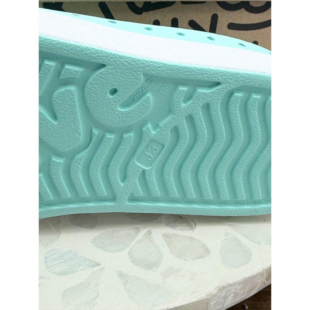 Native Jefferson Kids Slip-On Water Shoes Hydrangea Blue Size J3 Lightweight EVA - Picture 7 of 8